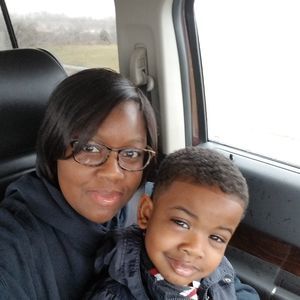 Meet your Posher, Kelly